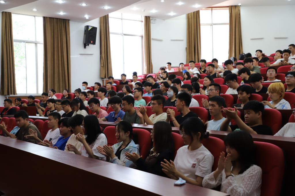 437ccm·必赢国际