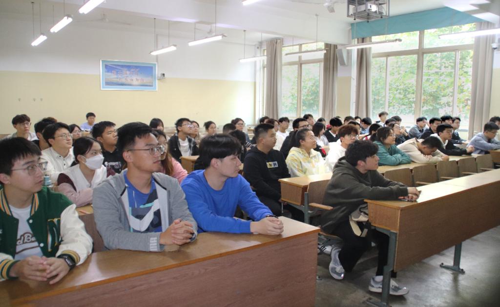 437ccm·必赢国际