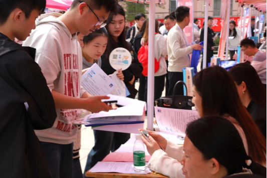 437ccm·必赢国际