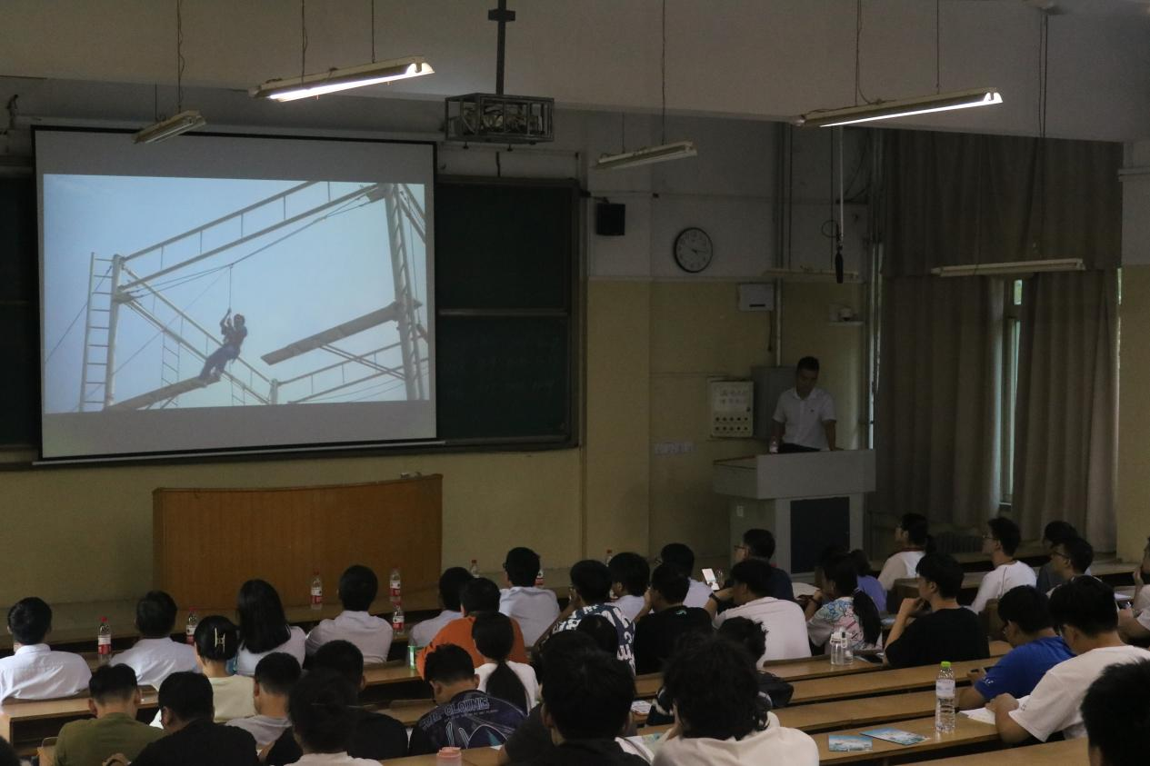 437ccm·必赢国际